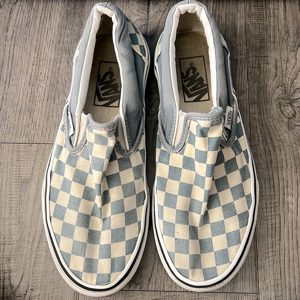 Women’s vans,size 7, white and light blue checkers good condition